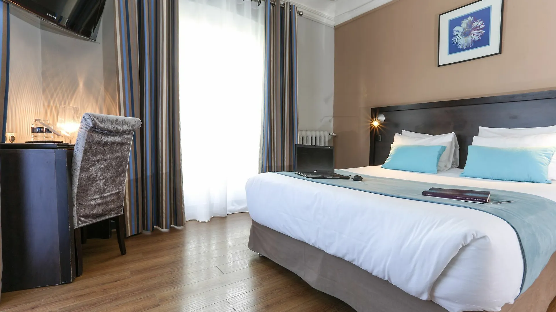 Avalon Gare Du Nord Hotel 3*